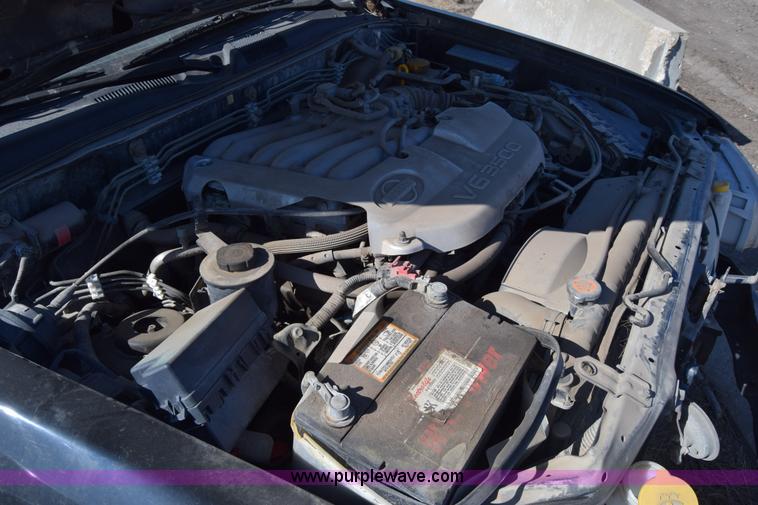 image for item K4403 2001 Nissan Pathfinder SUV