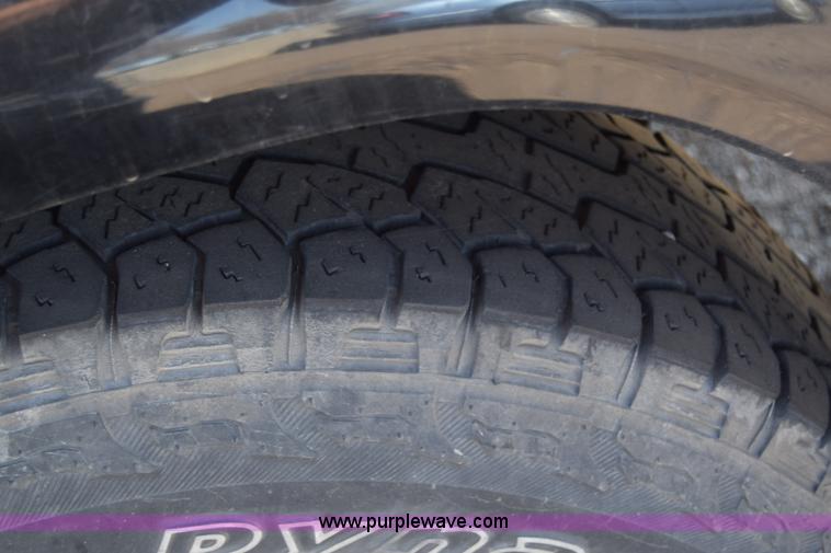 image for item K4403 2001 Nissan Pathfinder SUV