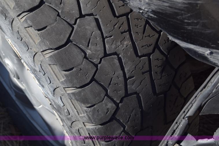 image for item K4403 2001 Nissan Pathfinder SUV