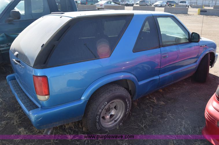 image for item K4404 1995 GMC Jimmy SUV