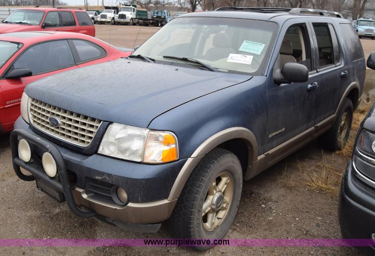 image for item K4825 2002 Ford Explorer Eddie Bauer SUV