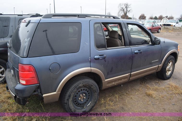 image for item K4825 2002 Ford Explorer Eddie Bauer SUV