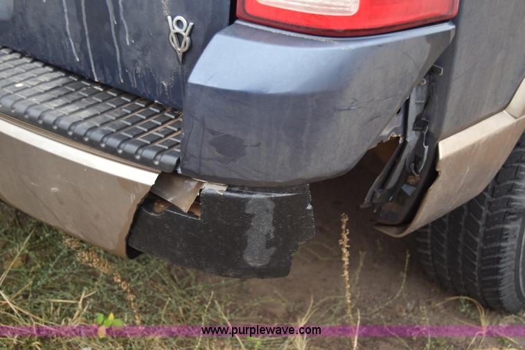 image for item K4825 2002 Ford Explorer Eddie Bauer SUV