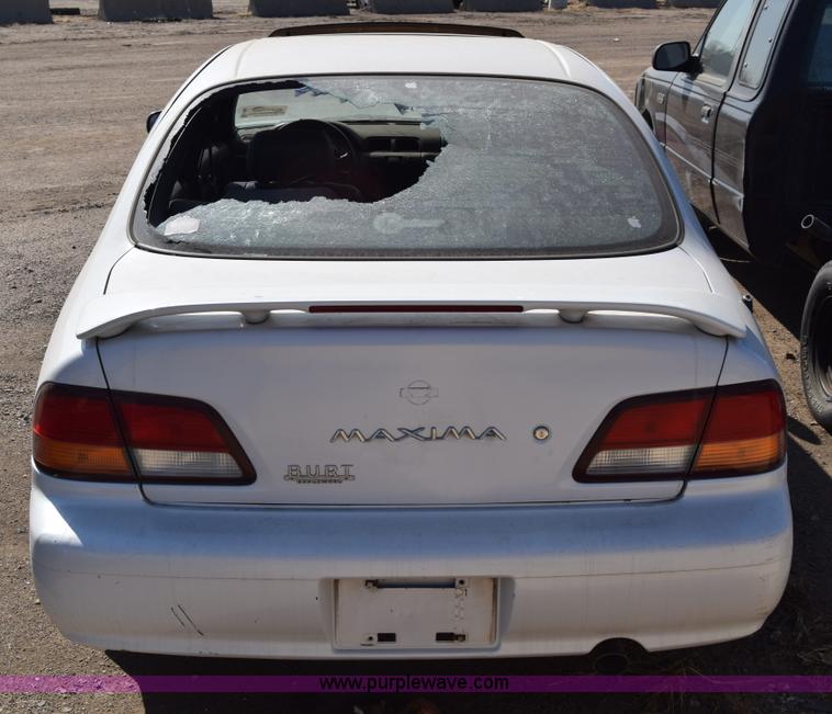 image for item K4839 1997 Nissan Maxima