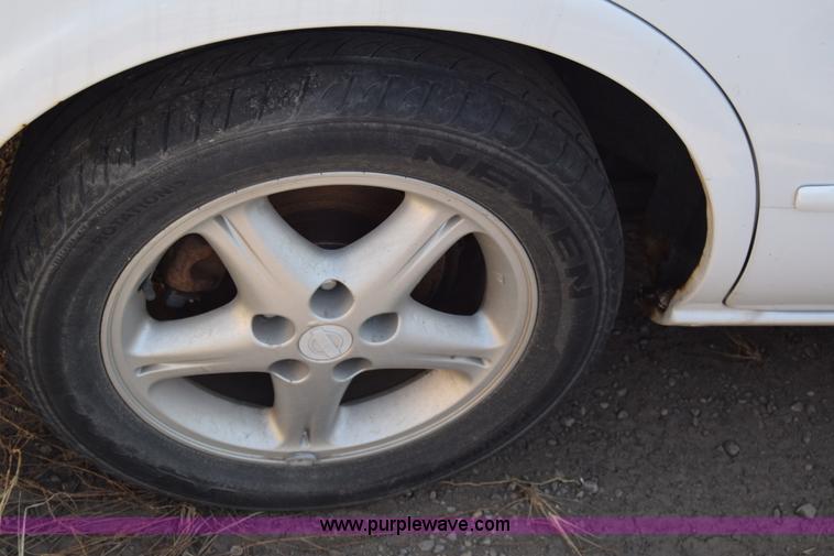 image for item K4839 1997 Nissan Maxima