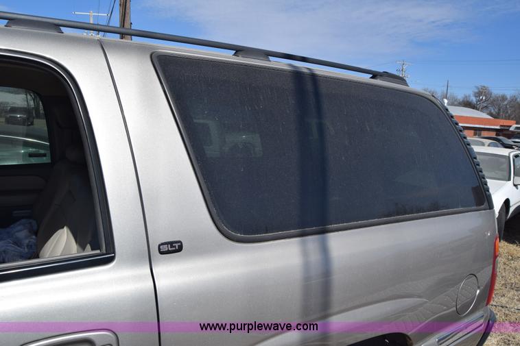 image for item K8275 2001 GMC Yukon SUV