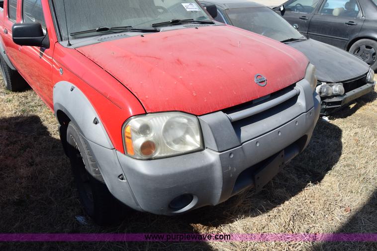 image for item K8278 2002 Nissan Frontier pickup