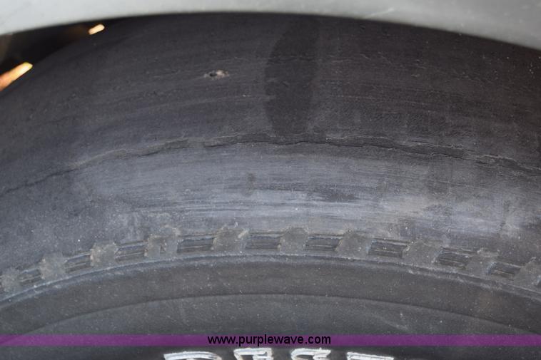 image for item K8278 2002 Nissan Frontier pickup