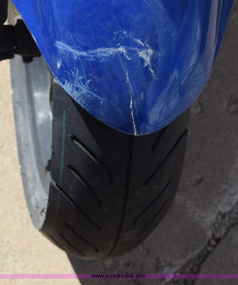 image for item K8714 2015 Kymco Agility scooter