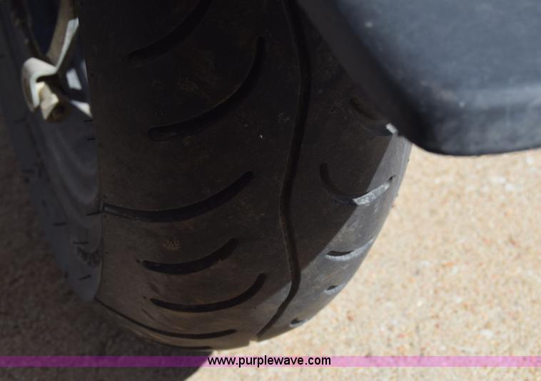 image for item K8714 2015 Kymco Agility scooter