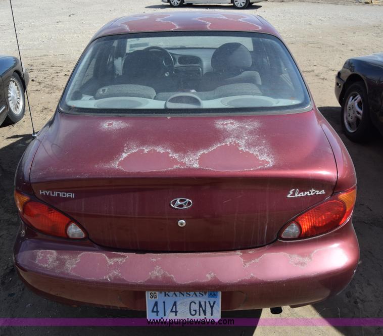 image for item K8715 1999 Hyundai Elantra