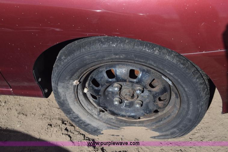 image for item K8715 1999 Hyundai Elantra