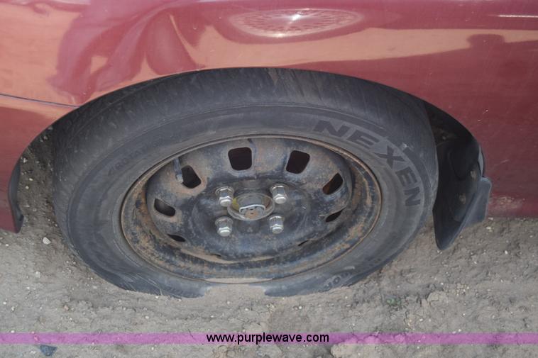 image for item K8715 1999 Hyundai Elantra