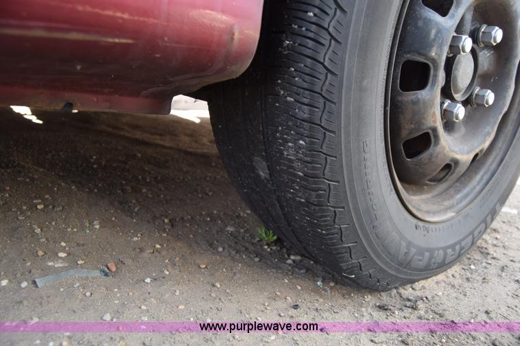 image for item K8715 1999 Hyundai Elantra