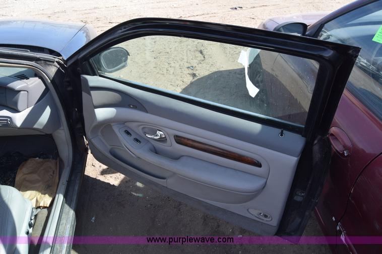 image for item K8716 1998 Lincoln Mark VIII