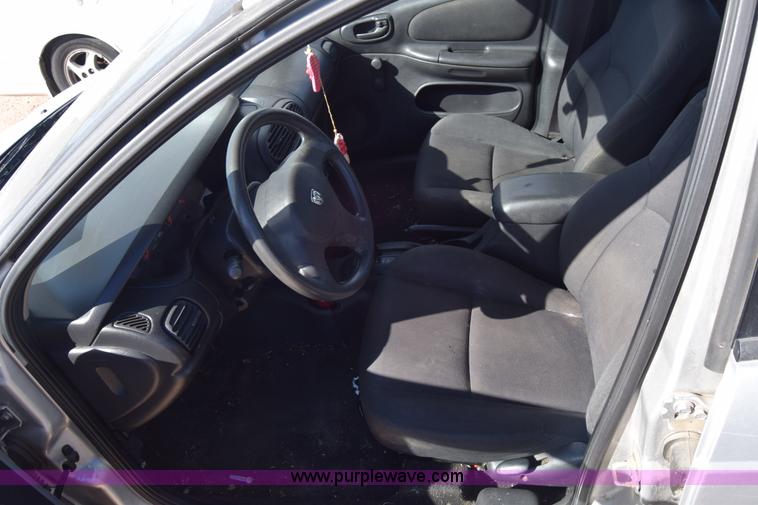 image for item K8717 2003 Dodge Neon