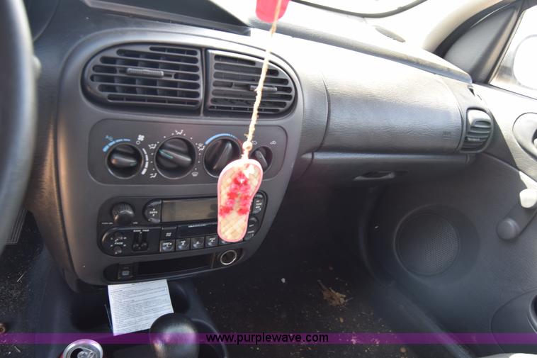 image for item K8717 2003 Dodge Neon