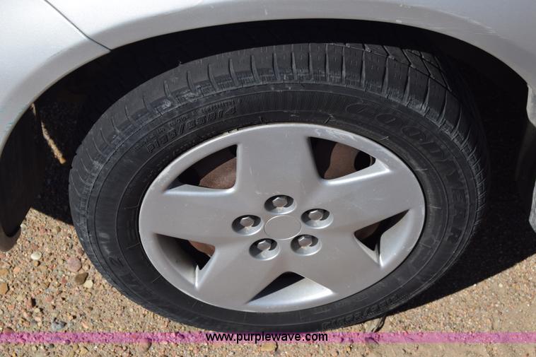 image for item K8717 2003 Dodge Neon