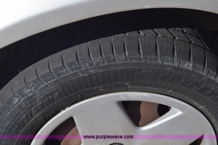 image for item K8717 2003 Dodge Neon