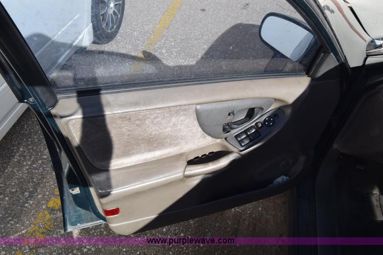 image for item K8720 1999 Chevrolet Malibu