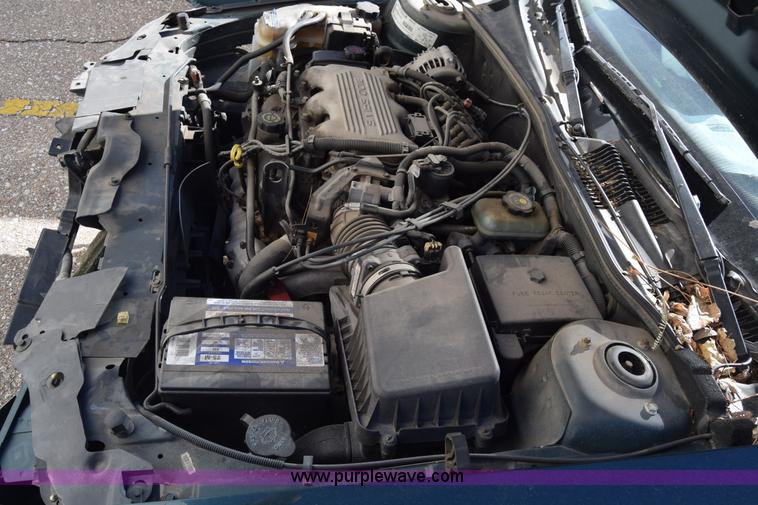 image for item K8720 1999 Chevrolet Malibu