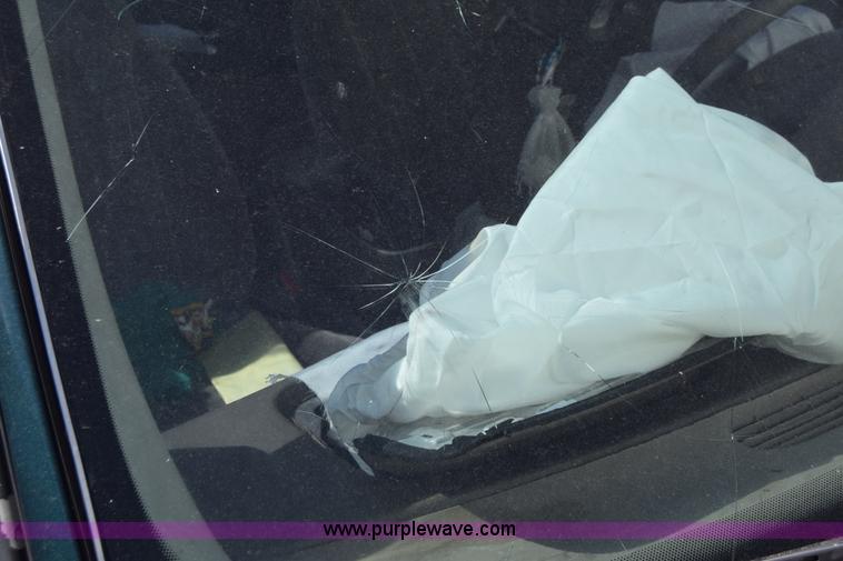 image for item K8720 1999 Chevrolet Malibu