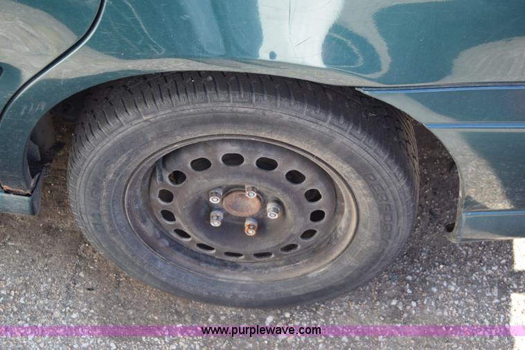 image for item K8720 1999 Chevrolet Malibu