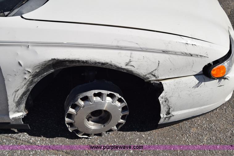 image for item K8723 2005 Chevrolet Monte Carlo