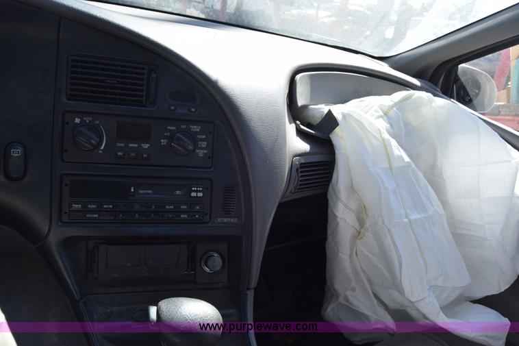 image for item K8730 1997 Ford Thunderbird