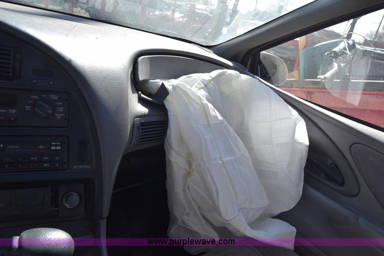 image for item K8730 1997 Ford Thunderbird