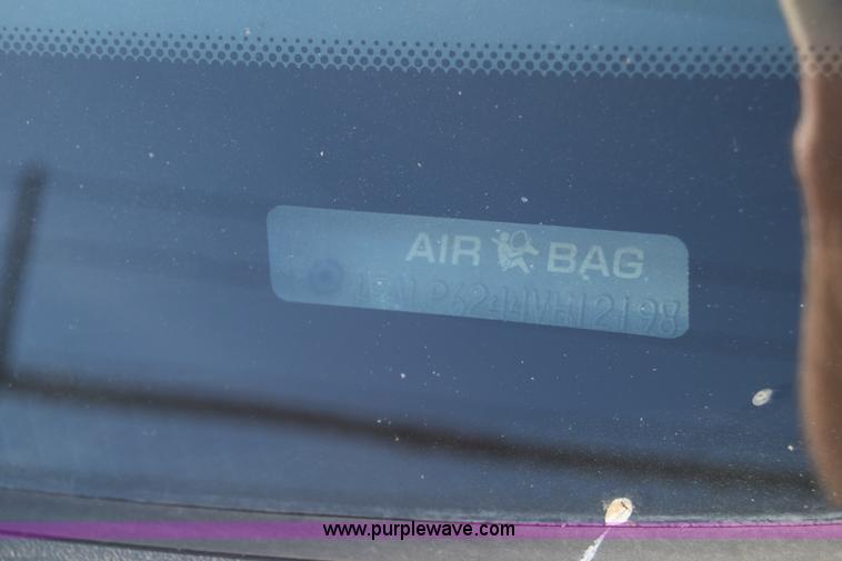 image for item K8730 1997 Ford Thunderbird