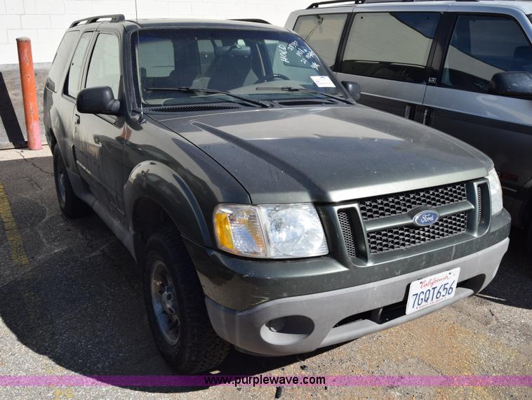 image for item K8731 2001 Ford Explorer Sport SUV