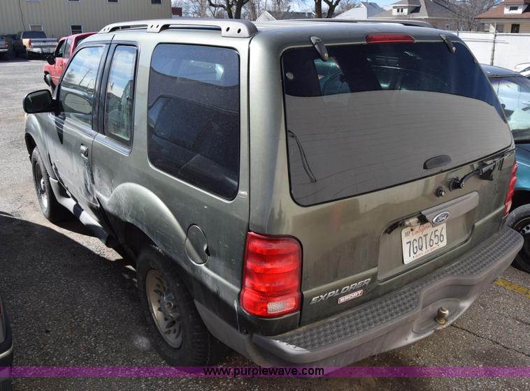 image for item K8731 2001 Ford Explorer Sport SUV