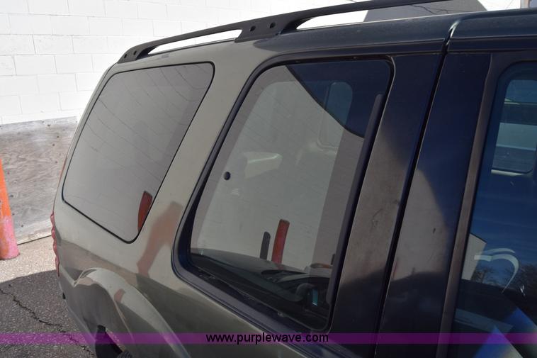 image for item K8731 2001 Ford Explorer Sport SUV