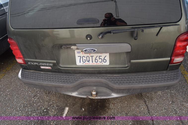 image for item K8731 2001 Ford Explorer Sport SUV