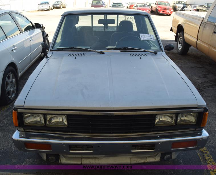 image for item K8732 1984 Nissan Pickup