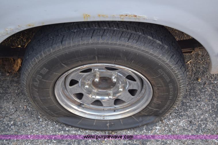 image for item K8732 1984 Nissan Pickup