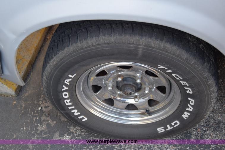 image for item K8732 1984 Nissan Pickup