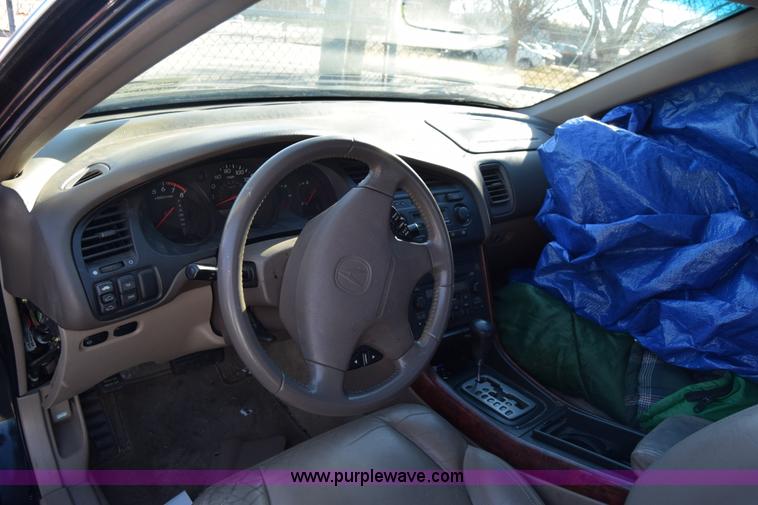 image for item L1013 2001 Acura CL