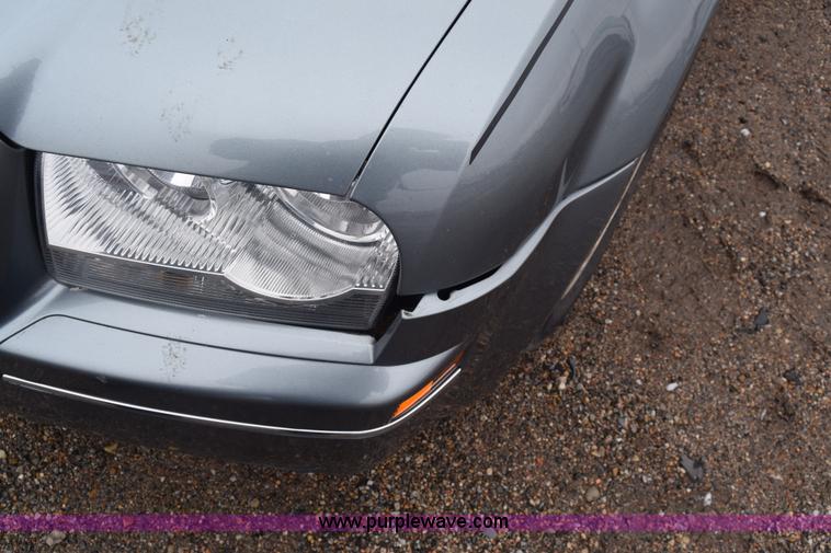 image for item L1197 2007 Chrysler 300 Touring