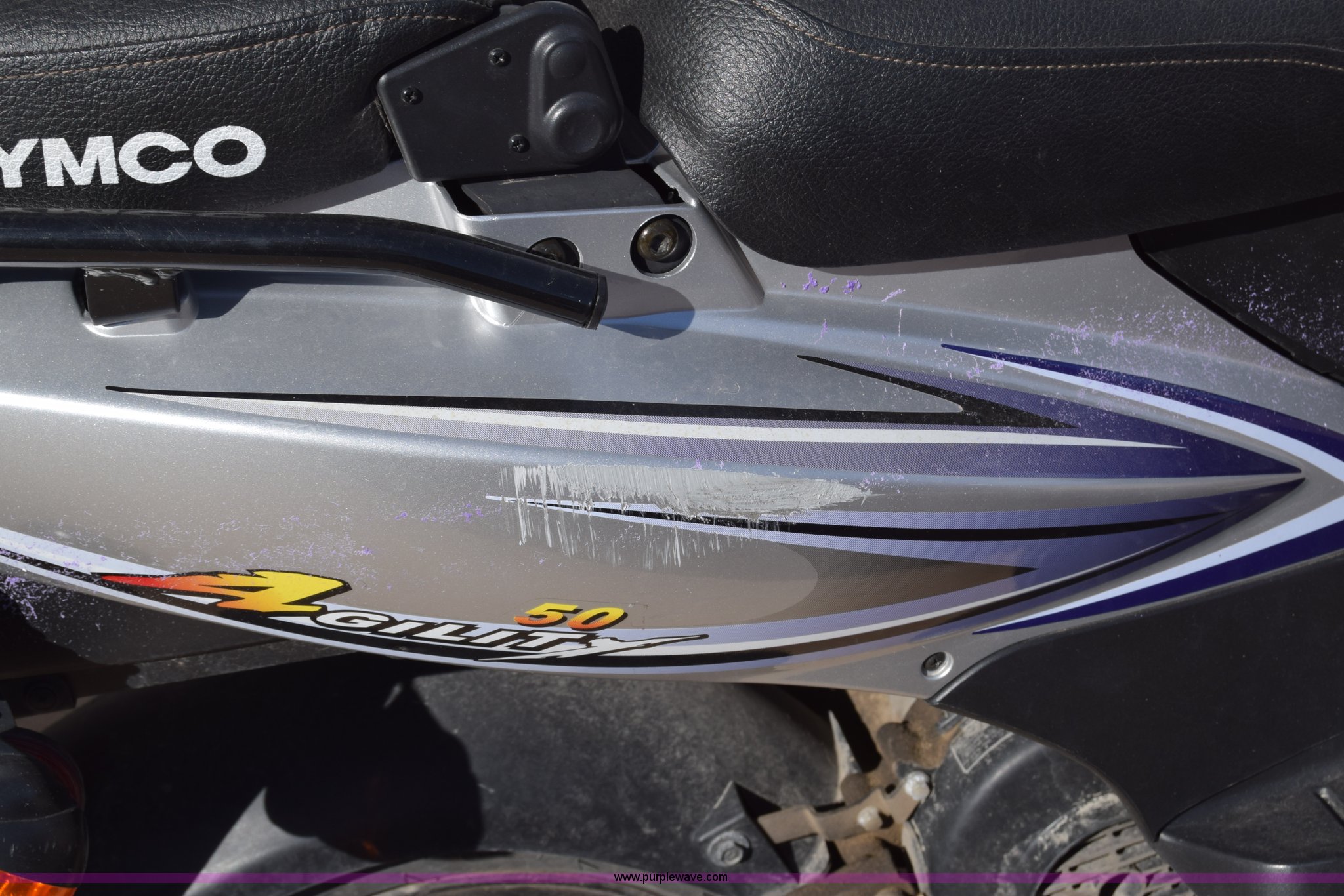 2015 Kymco Agility scooter in Wichita, KS Item K8714 sold Purple Wave
