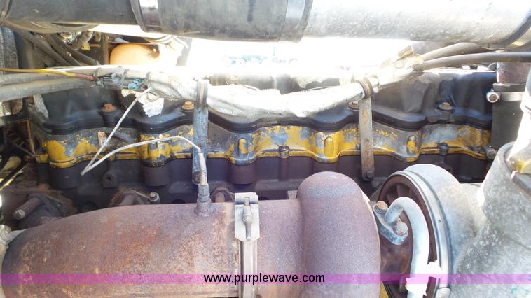 image for item K4503 1999 Kenworth W900L semi truck