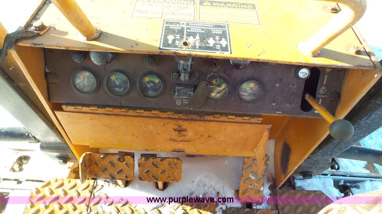 image for item K4504 1983 Case 450B dozer
