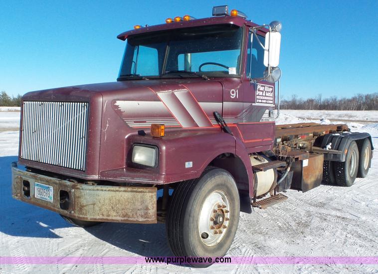 image for item K4505 1991 Volvo WG cable rolloff truck