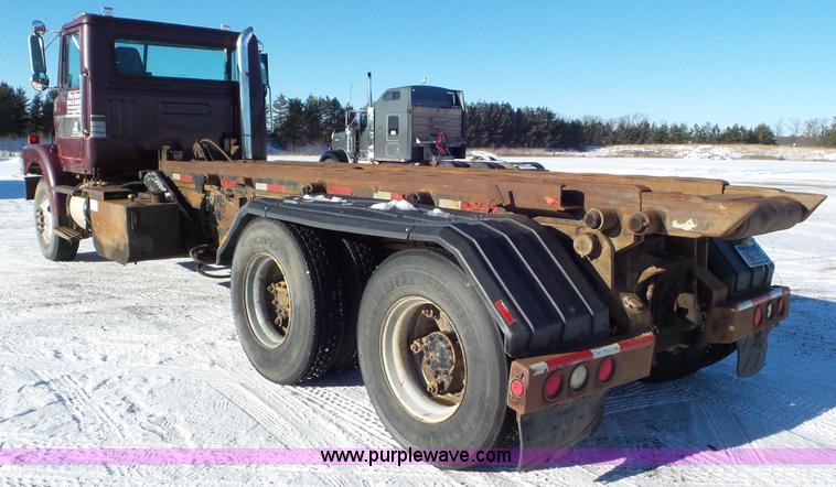 image for item K4505 1991 Volvo WG cable rolloff truck