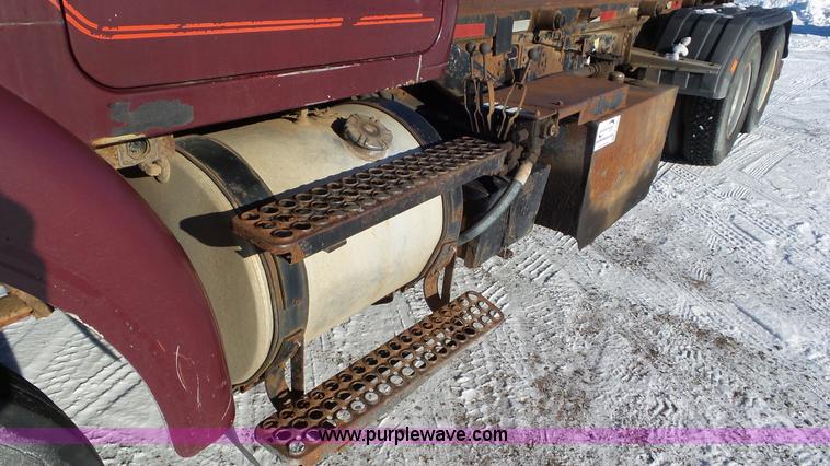 image for item K4505 1991 Volvo WG cable rolloff truck