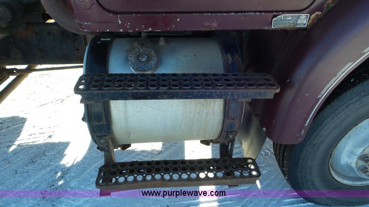 image for item K4505 1991 Volvo WG cable rolloff truck