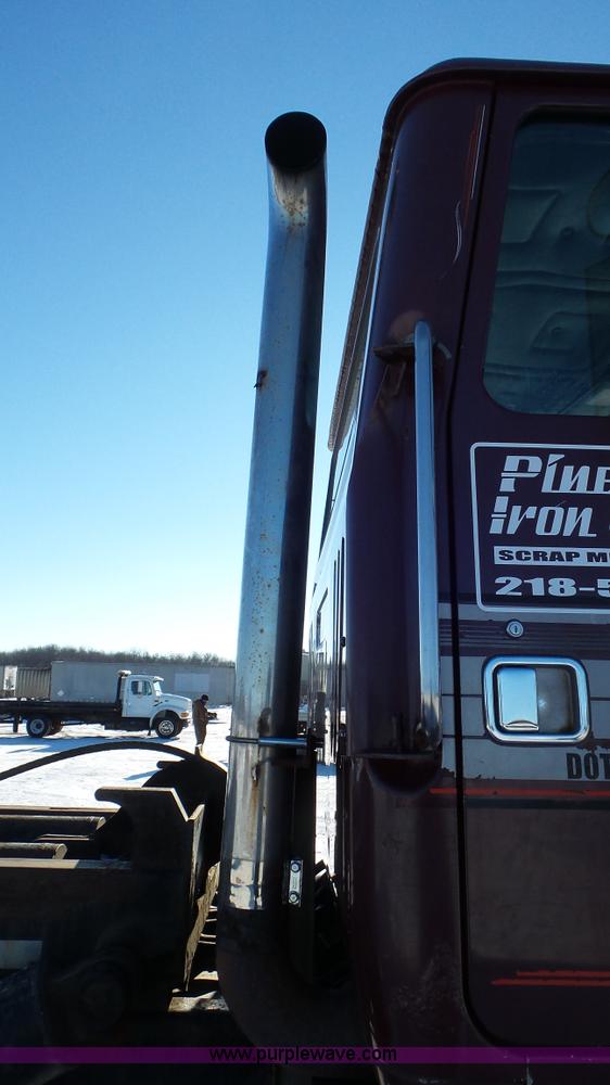 image for item K4505 1991 Volvo WG cable rolloff truck