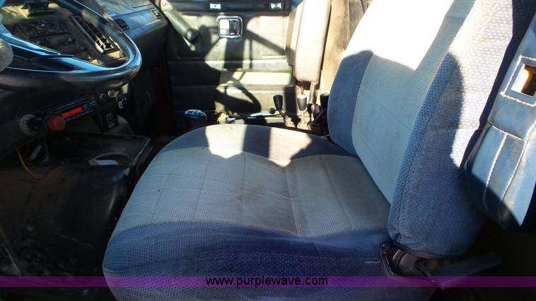 image for item K4505 1991 Volvo WG cable rolloff truck