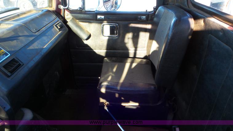 image for item K4505 1991 Volvo WG cable rolloff truck